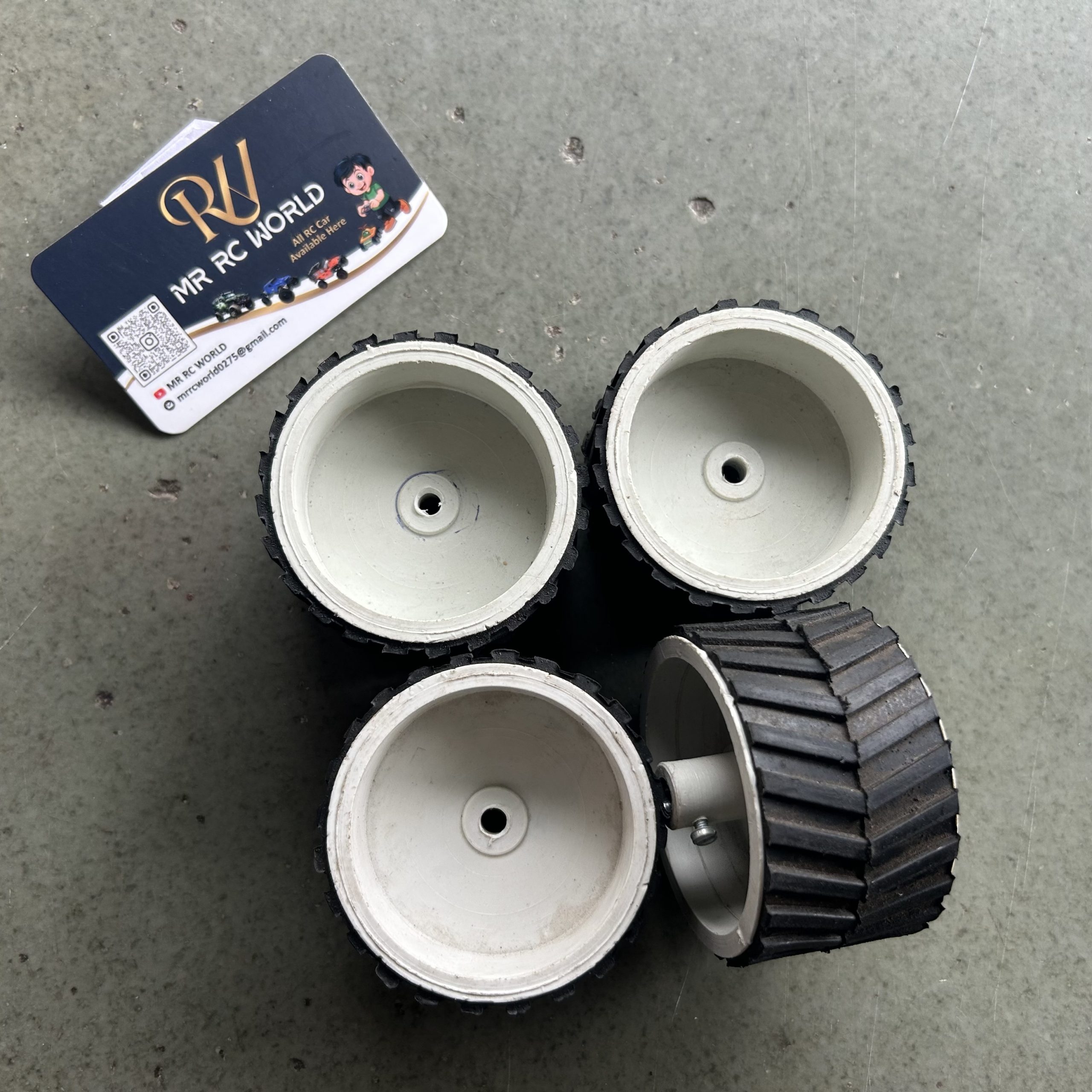 DIY DEEP-DISH SOLID PLASTIC DRUM RIM (70MM) SET SCREW 4 PCS