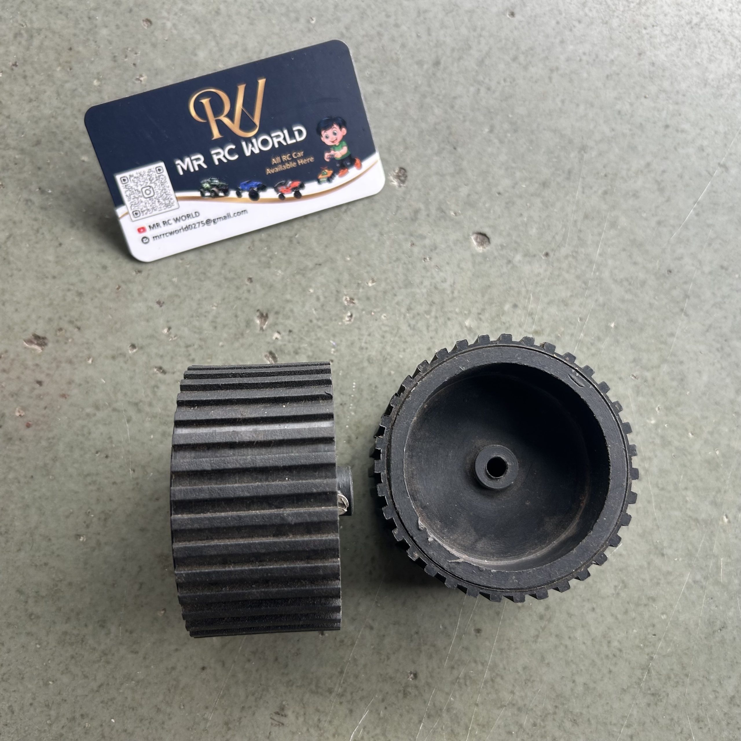 DIY DEEP-DISH SOLID PLASTIC CUP RIM (70MM) SET SCREW 2 PCS