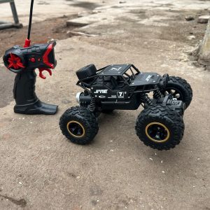 Rc Rock 4x2 Black 2.4 Ghz Long Range