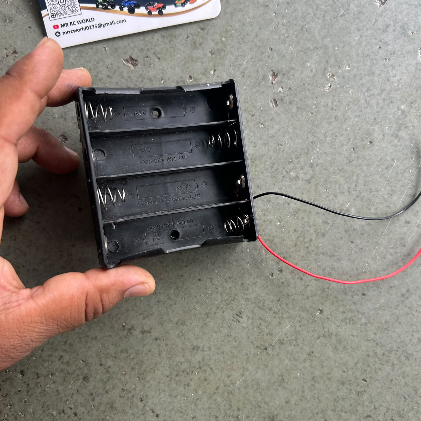 Holds 4 x 18650 size 3.7V rechargeable lithium-ion batteries.