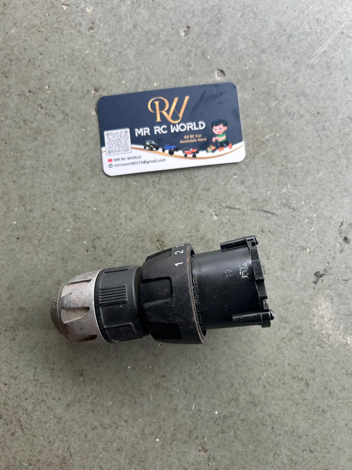 METAL AND PLASTIC MIX GEAR ( SINGAL GEAR ) BODY DAMAGE